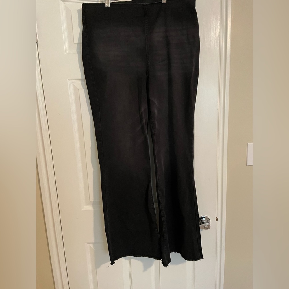 Knox rose black flares
